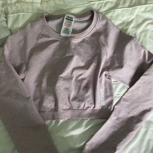 long sleeved gymshark top